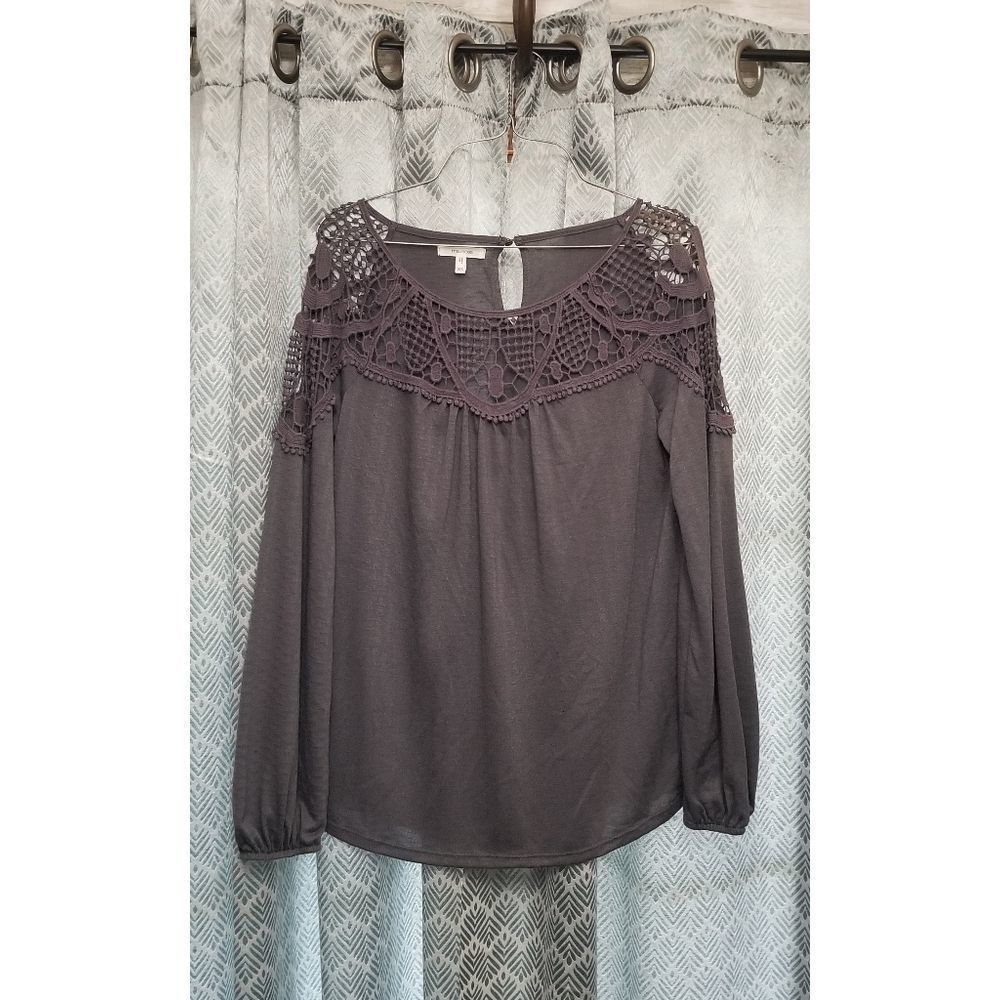Maurices Lace Top. Size XS